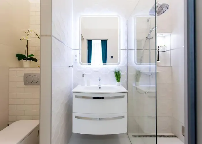 Appartement Luxurious King And Queen Bed Park4free *